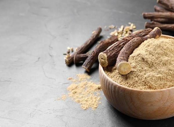 خرید و فروش پودر گیاه شیرین بیان با شرایط فوق العاده